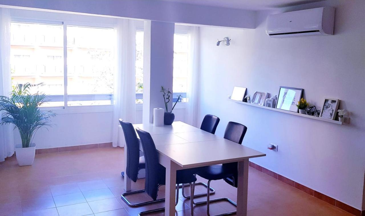 Apartamento La Carihuela Torremolinos Exterior photo