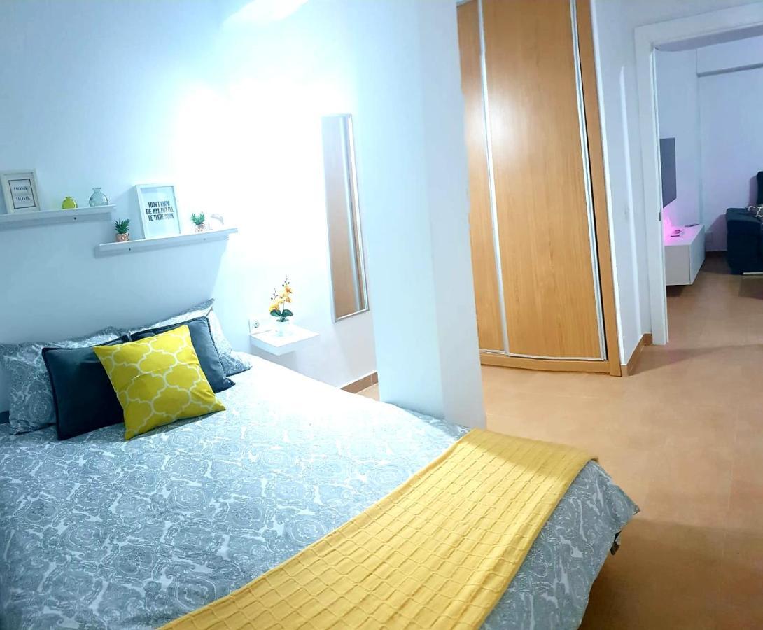 Apartamento La Carihuela Torremolinos Exterior photo