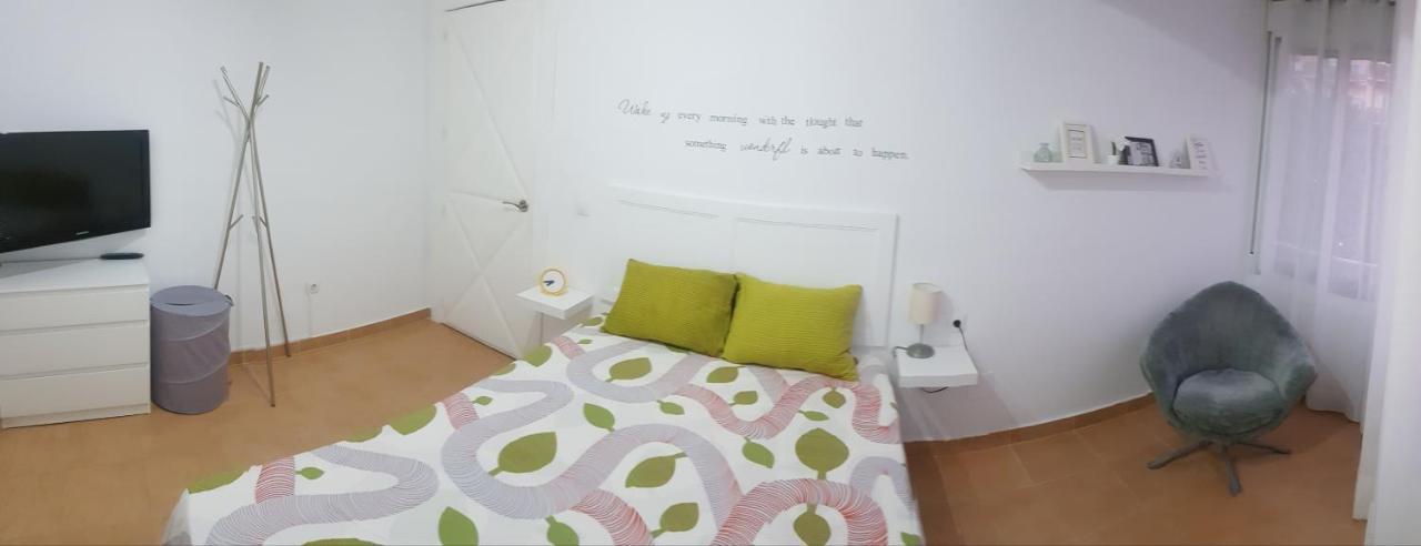 Apartamento La Carihuela Torremolinos Exterior photo